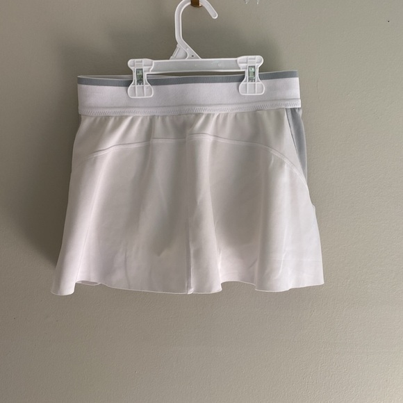 Adidas x Stella McCartney white and gray tennis skirt with lime green shorts - Picture 4 of 4